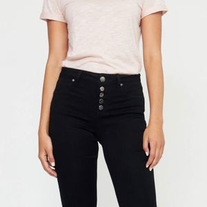 1822 Denim High Rise Demi Boot Raw Hem Crop Jeans